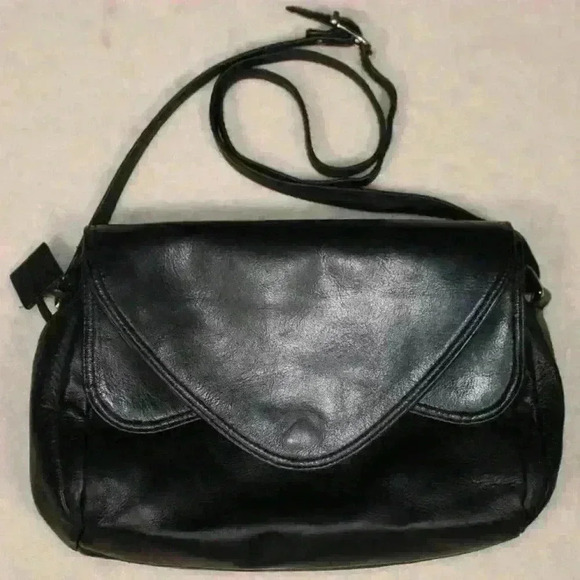 GIANI BERNINI Black Leather Crossbody Medium Purse Triple Compartment Envelope - Picture 1 of 14